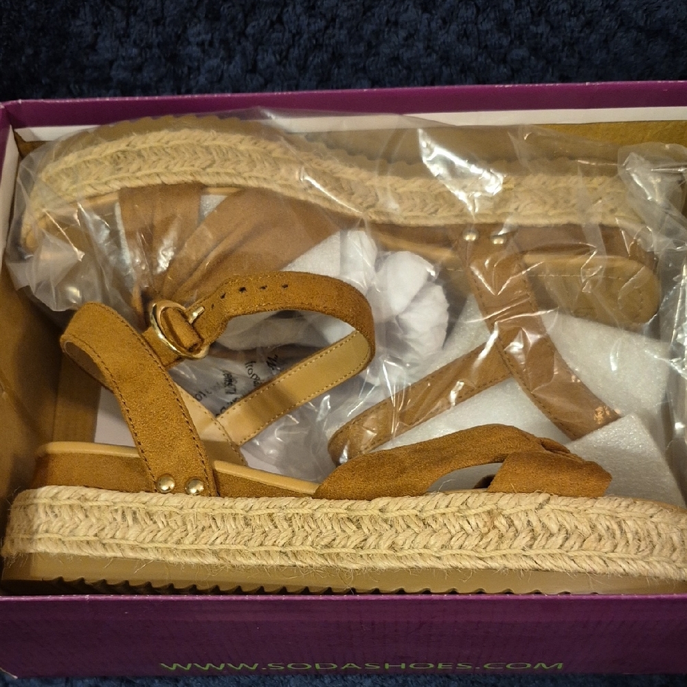 Soda Women's Brown Espadrille Sandals